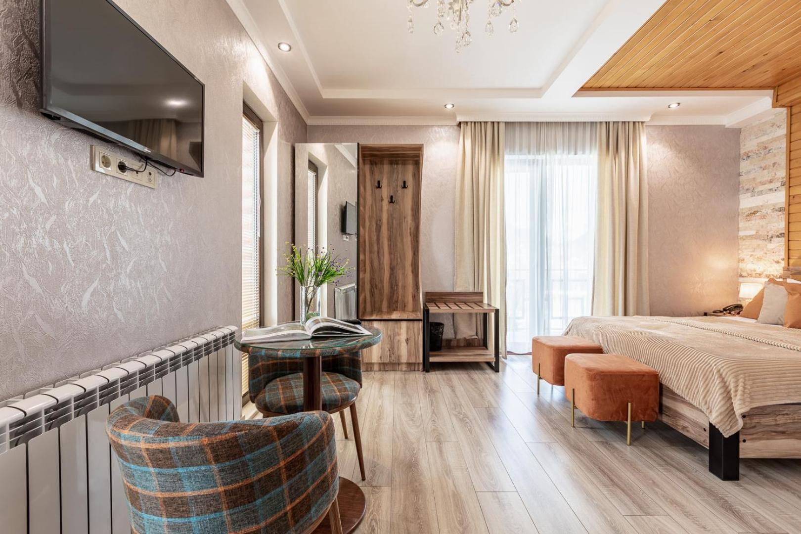 Hotel Gold Tower Местия Екстериор снимка